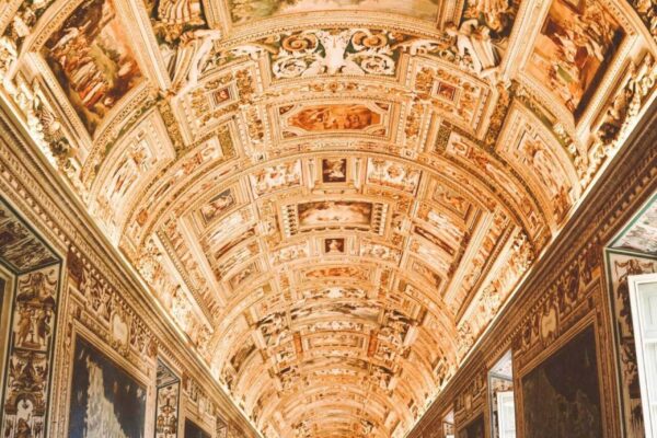 Turista, Vatikan