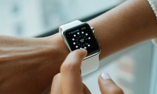 Apple watch, sat, Apple iznenadio odlukom