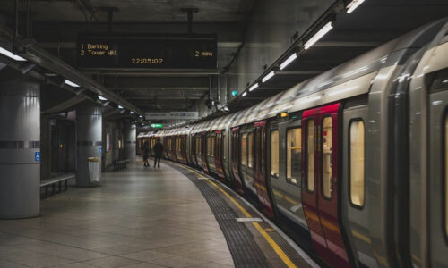 Metro, voz, najduži štrajk (Unsplash)
