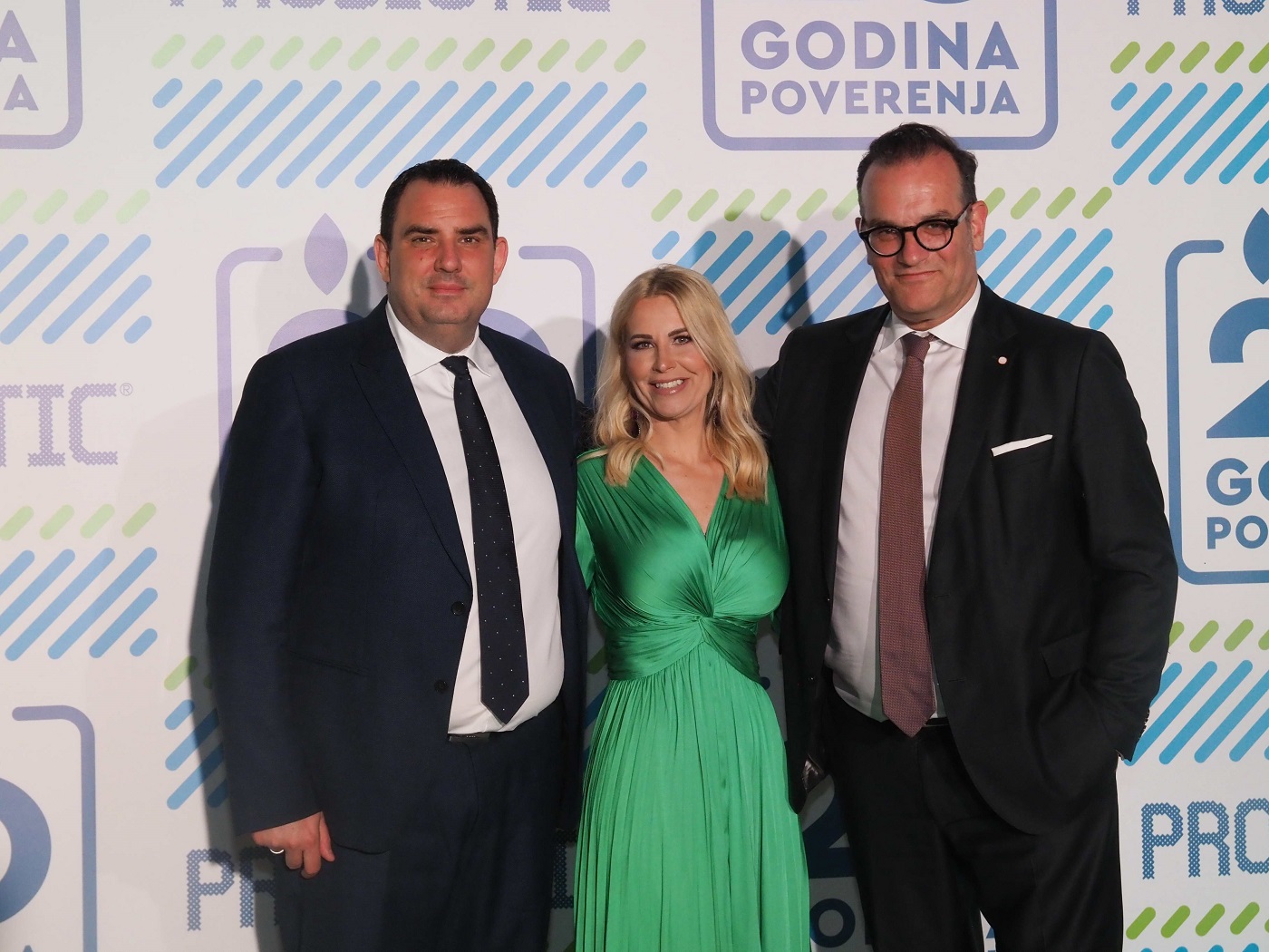 Veljko Pešić, Ivana Bojbaša, Ronald Zeliger, Hemofarm