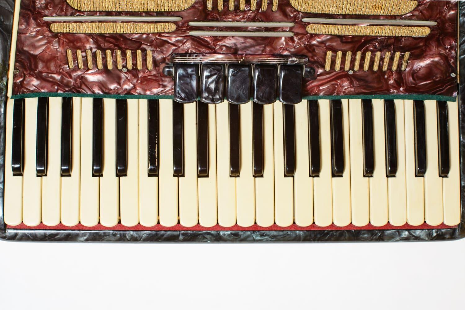 Šumadinac, harmonika, instrument, muzika