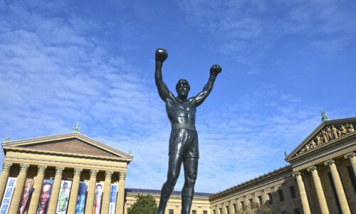 Statua Roki stalone