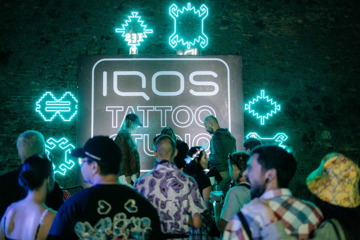 EXIT, IQOS