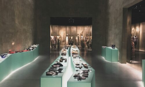 Armani radnja