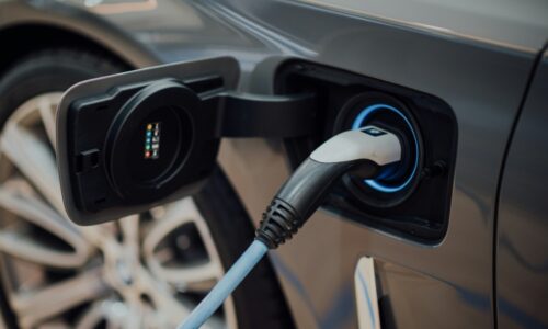 električni automobil