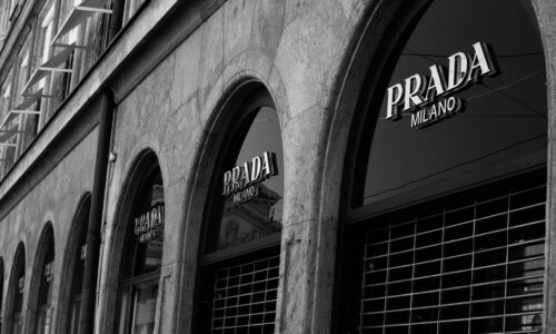 Prada, moda, Italija sandale