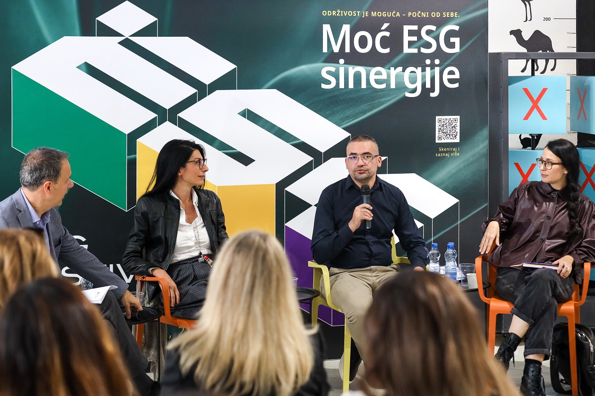 Miša Stojiljković, psiholog i novinar; Snežana Milutinović, psihološkinja i direktorka Centra za primenjenu psihologiju; Ljubiša Bojić, futurolog iz Laboratorije za digitalno društvo Instituta za filozofiju i društvenu teoriju Univerziteta u Beogradu i spoljni saradnik Complexity Science Hub-a u Beču; i Ana Đurić Konstrakta, umetnica