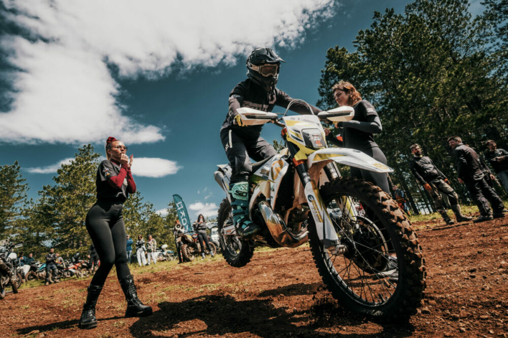 Motociklizam, Moto, Tara