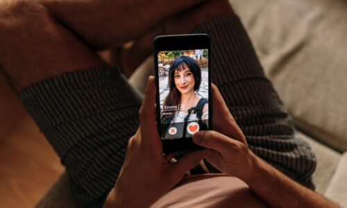 Bumble, Aplikacija