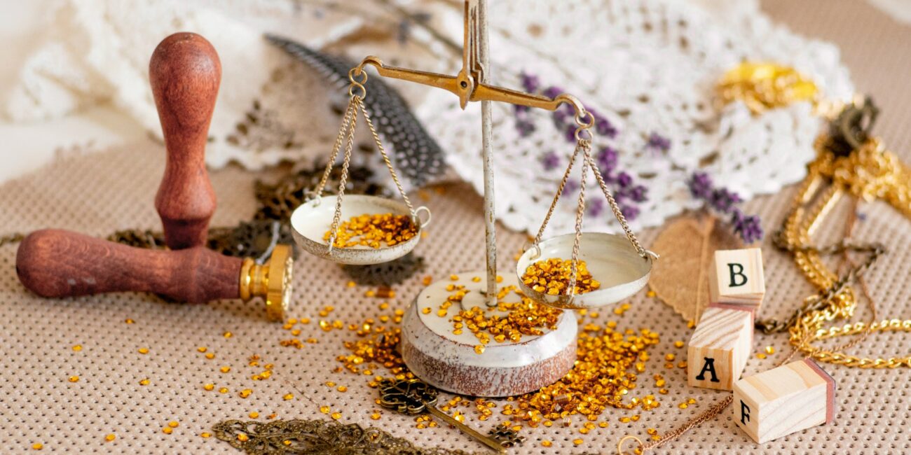 Novac, bogatstvo, zlato, lista