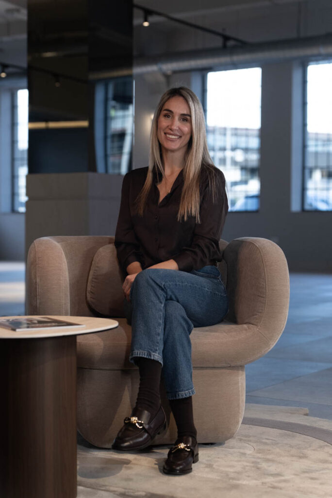 Maša Radojević, Vino Hangar