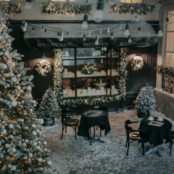 praznik dekoracija kafić