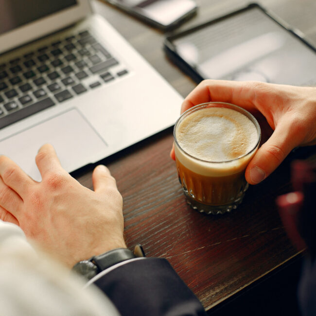 posao, kafa, 11 grama, julius mein