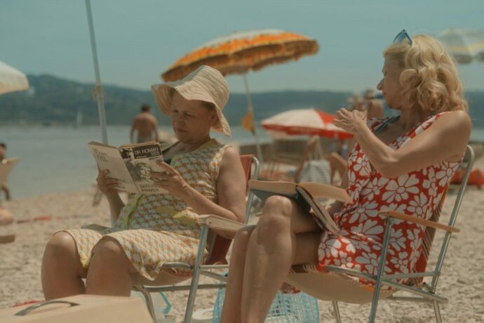 Belo se pere na devedeset