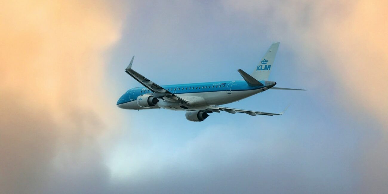 KLM, avion, avio kompanija wifi, slušalice