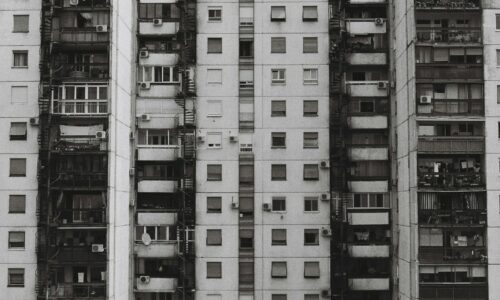 brutalizam, ličnost, okruženje, Beograd, Novi Beograd, Srbija, zgrade