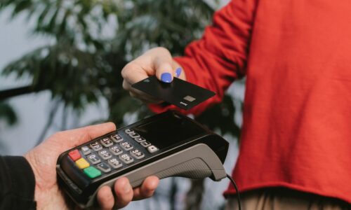 plaćanje karticom, gotovinu, novac