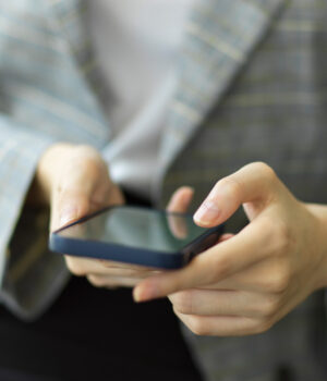 telefoni, telefon, posao, skrolovanje