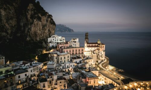 Atrani, Italija, Amalfi obala, turizam