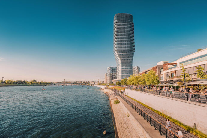 Beograd na vodi, kula