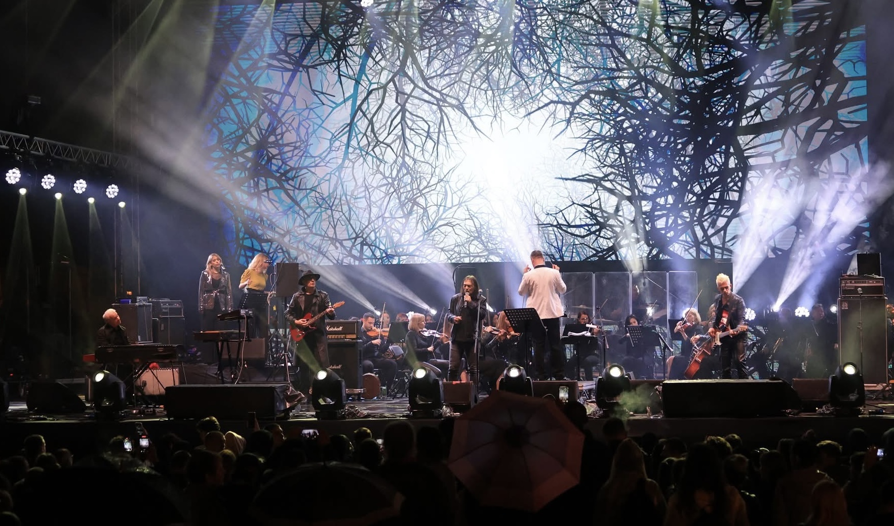 The Cardigans, Magnifico i Paradise lost na main stage-u Arsenal festa
