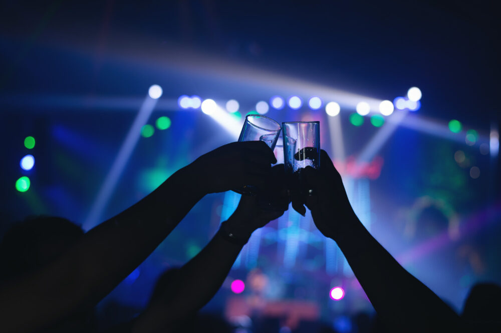 Žurka, vikend vodič, koncert, piće