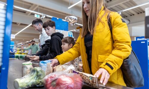 hrana, lidl, prodavnica, bacanje hrane