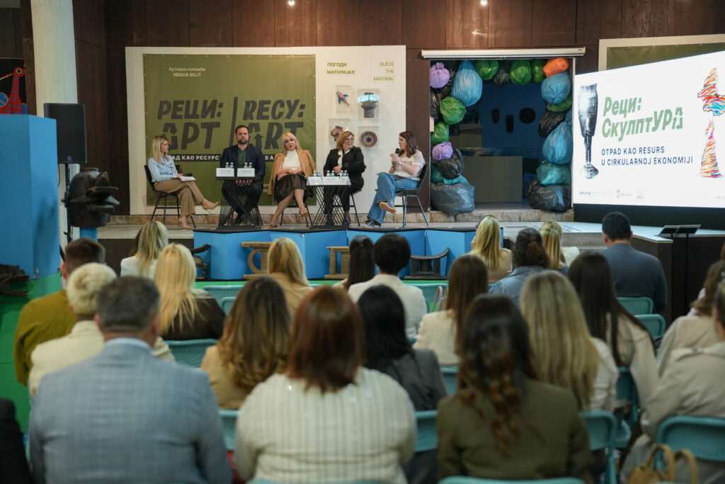 Panel diskusija Perspektiva cirkularne ekonomije u Srbiji, moderator Ivanka Stojnić Nestlé