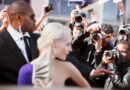 Met Gala, crveni tpih, paparaco, slika