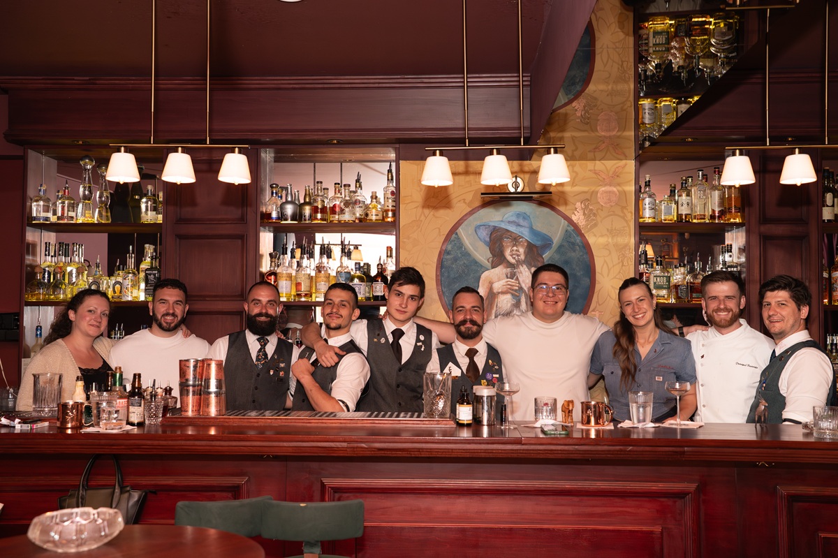 Riddle Bar