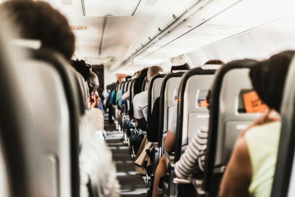 avion, putnici, sedište u avionu, let