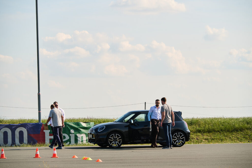 BMW biznis liga