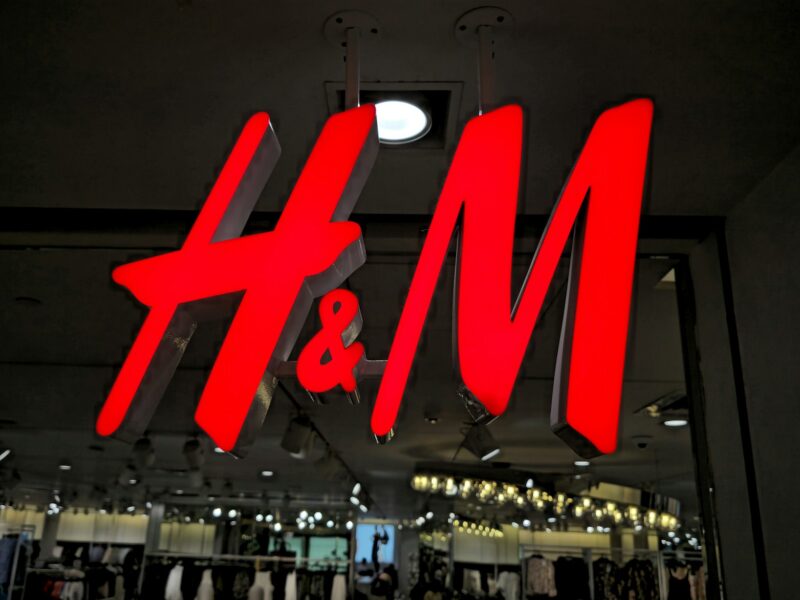 H&M