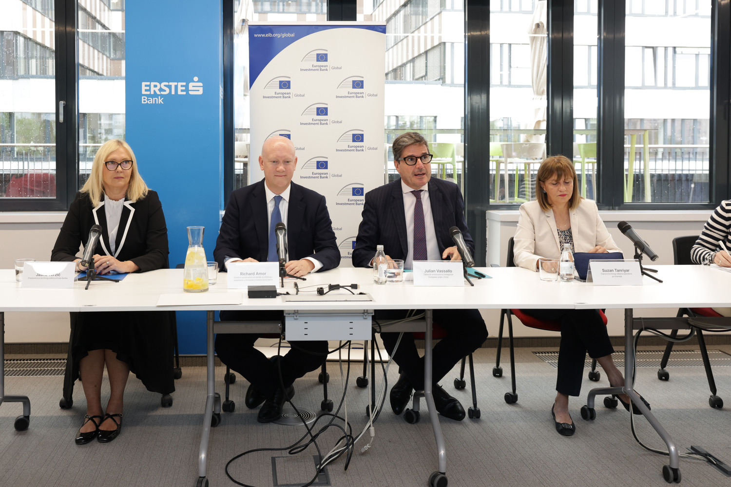 EIB