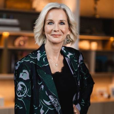 Dr Elke Geraerts